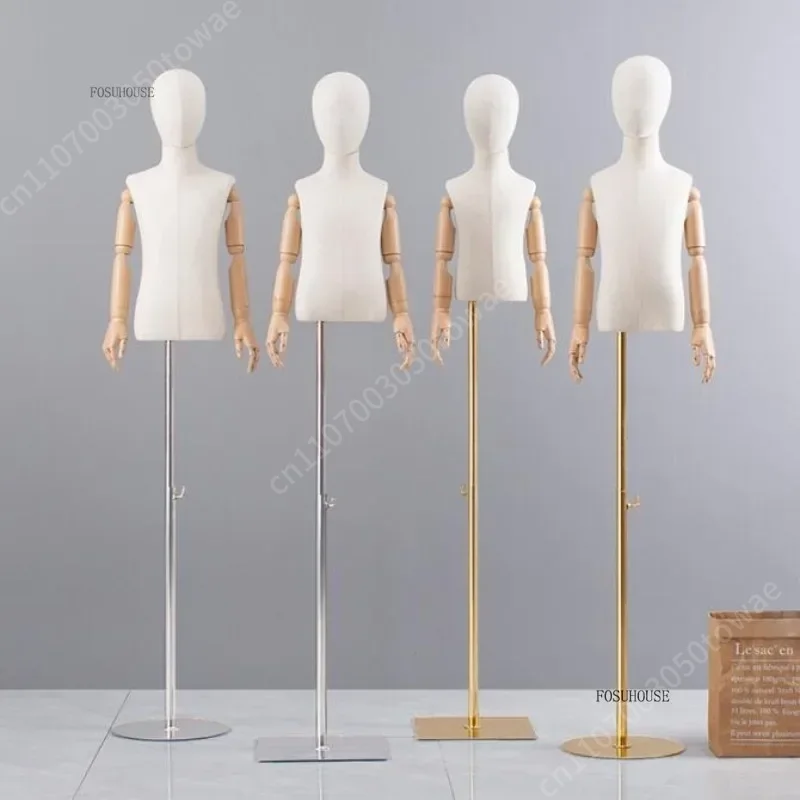 หุ่นโชว์เสื้อผ้าเด็กแบบมีแขนปร - Baby Clothing Stores บทวิจารณ์และราคา